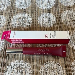 New In Box Clarins Velvet Lip Perfector Color 03 Velvet Red